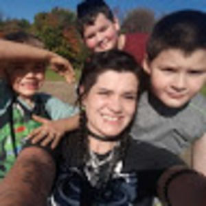 Meet your Posher, Danielle